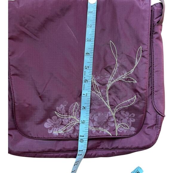 Eddie Bauer Plum Crossbody Messenger Bag Embroidered Flap - Picture 3 of 9